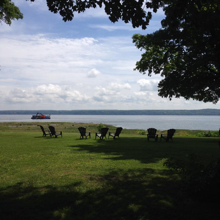 Auberge Les Blancs Moutons Saint-Laurent-de-l'ile d'Orleans Екстер'єр фото
