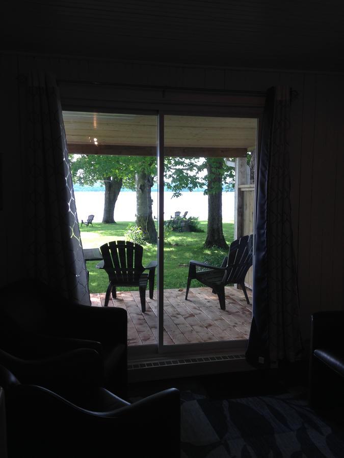 Auberge Les Blancs Moutons Saint-Laurent-de-l'ile d'Orleans Екстер'єр фото